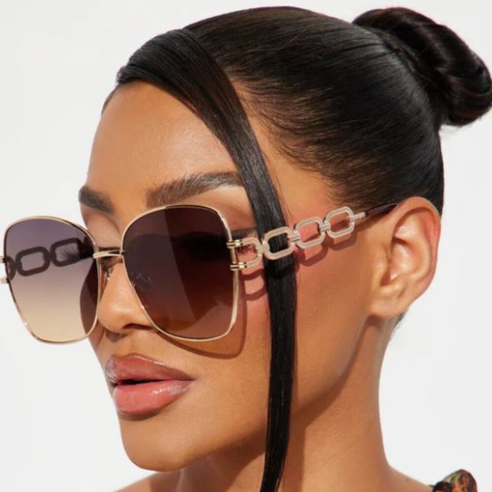 Oversized Gradient Sunglasses